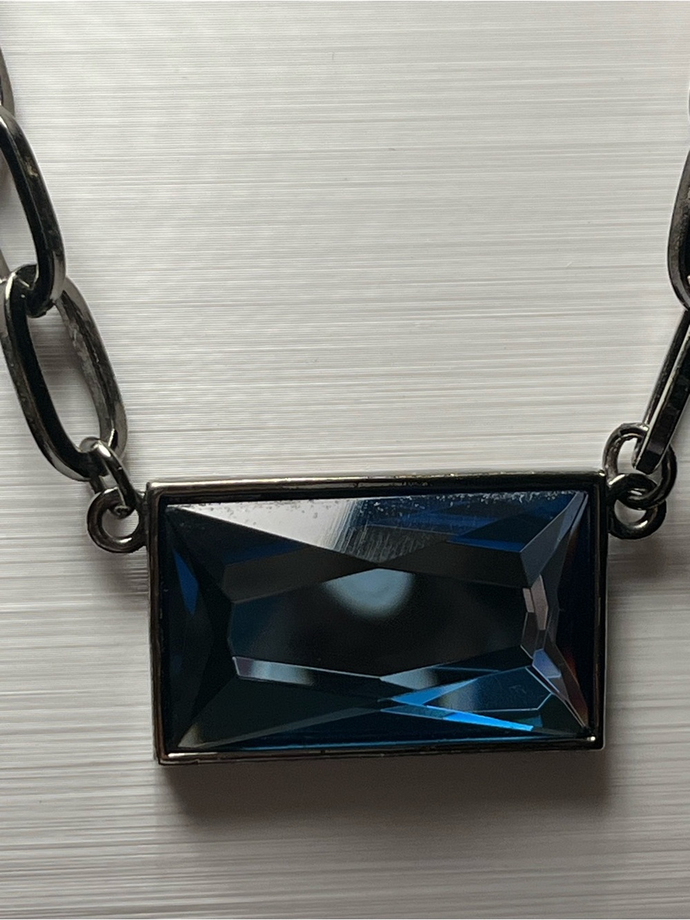 Lia Sophia "Prisma" Necklace choker EUC - Picture 4 of 8